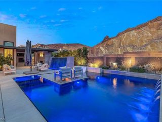 Casa Reposeída - Listado 100852572