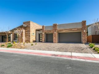 Casa Reposeída - 6070 WILLOW RIDGE CT, 89135