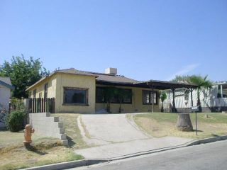 Casa Reposeída - 2208 MILVIA ST, 93305