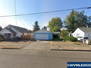 Casa Reposeída - 1440 LAWNRIDGE ST SW, 97321