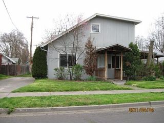 Casa Reposeída - 306 N PEACH ST, 97501